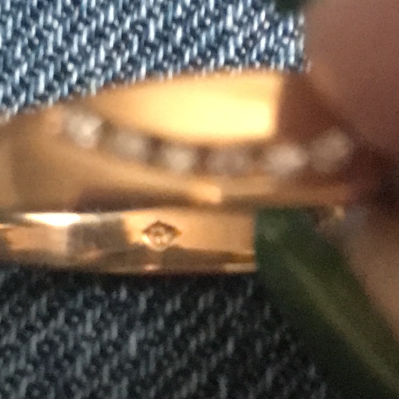 10K cluster engagement ring - Picture 4 of 11